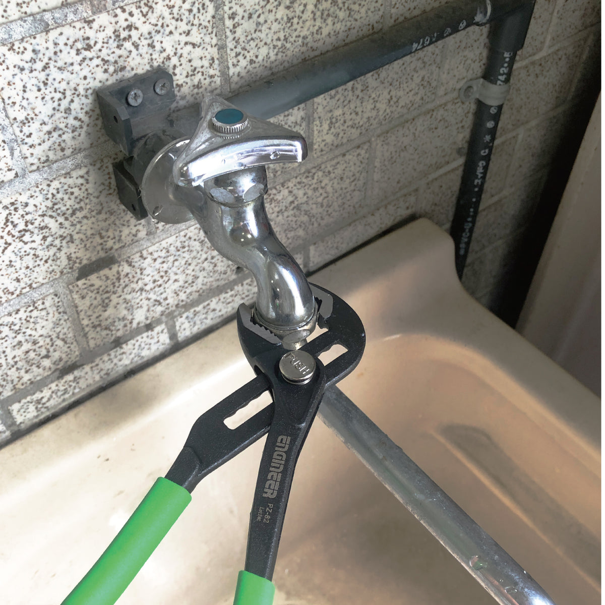 Engineer Nejisaurus WP-3 Water Pump Screw Removal Pliers 245 mm PZ-82