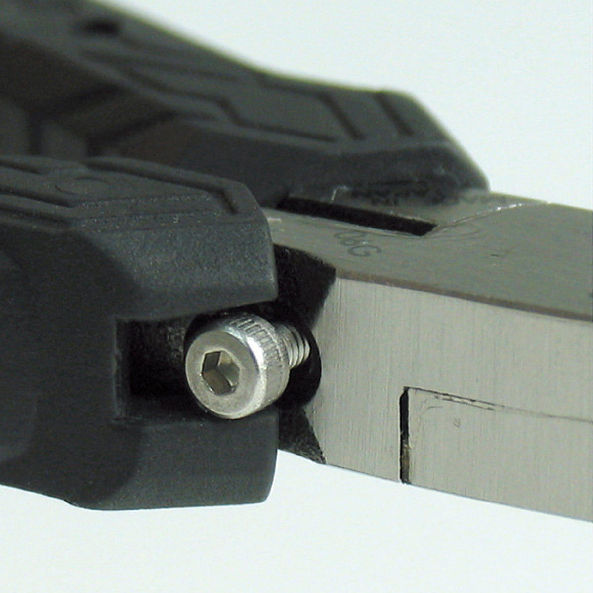 Engineer ESD End Cutting Nippers 90 Degree 122 mm NZ-03