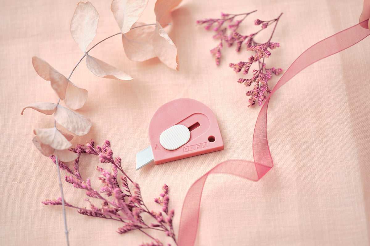 Olfa Touch Knife R Mauve Pink 244B-MPK
