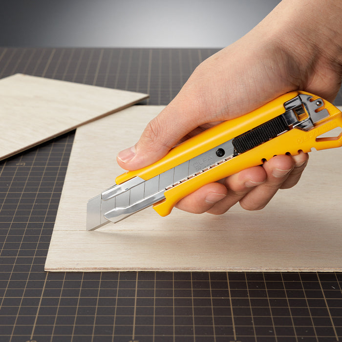 Olfa EXL Large Heavy-Duty Utility Knife 249B
