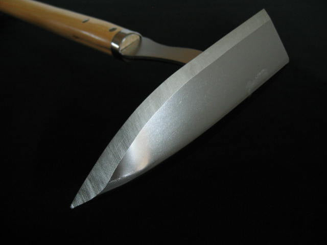 Nisaku Stainless Steel Triangle Hoe, Long Handle No.1012