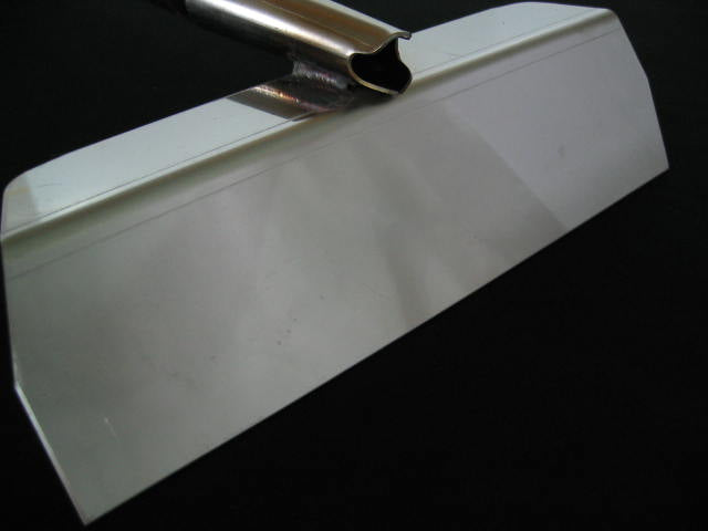 Nisaku Stainless Steel Rake for Cattle & Pigs No.225
